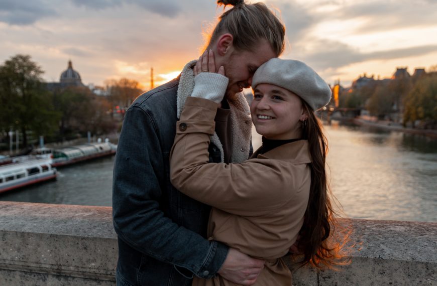 12 Couples Vacation Ideas To Help Relationships​